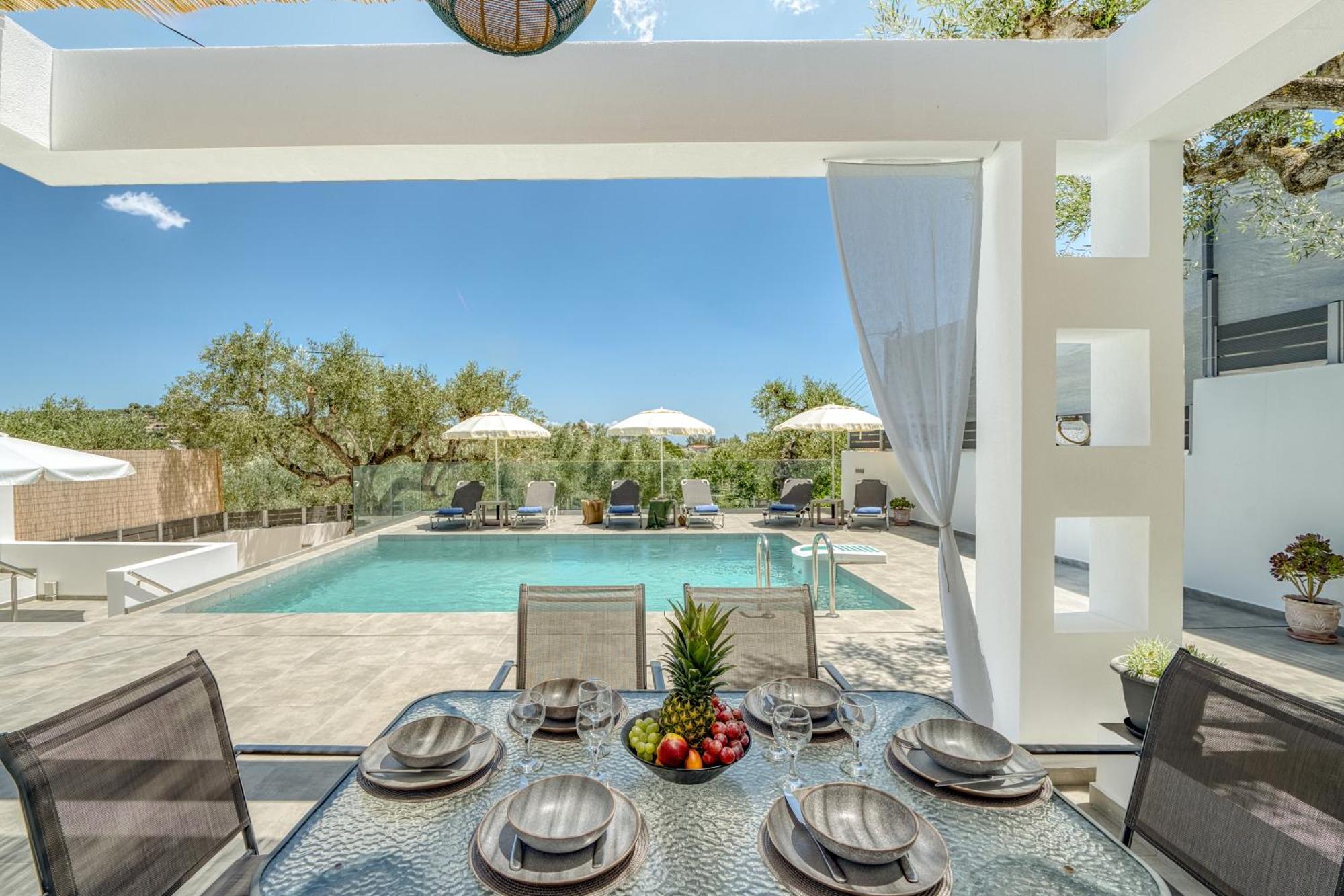 Villa Astoria Keri Luaran gambar