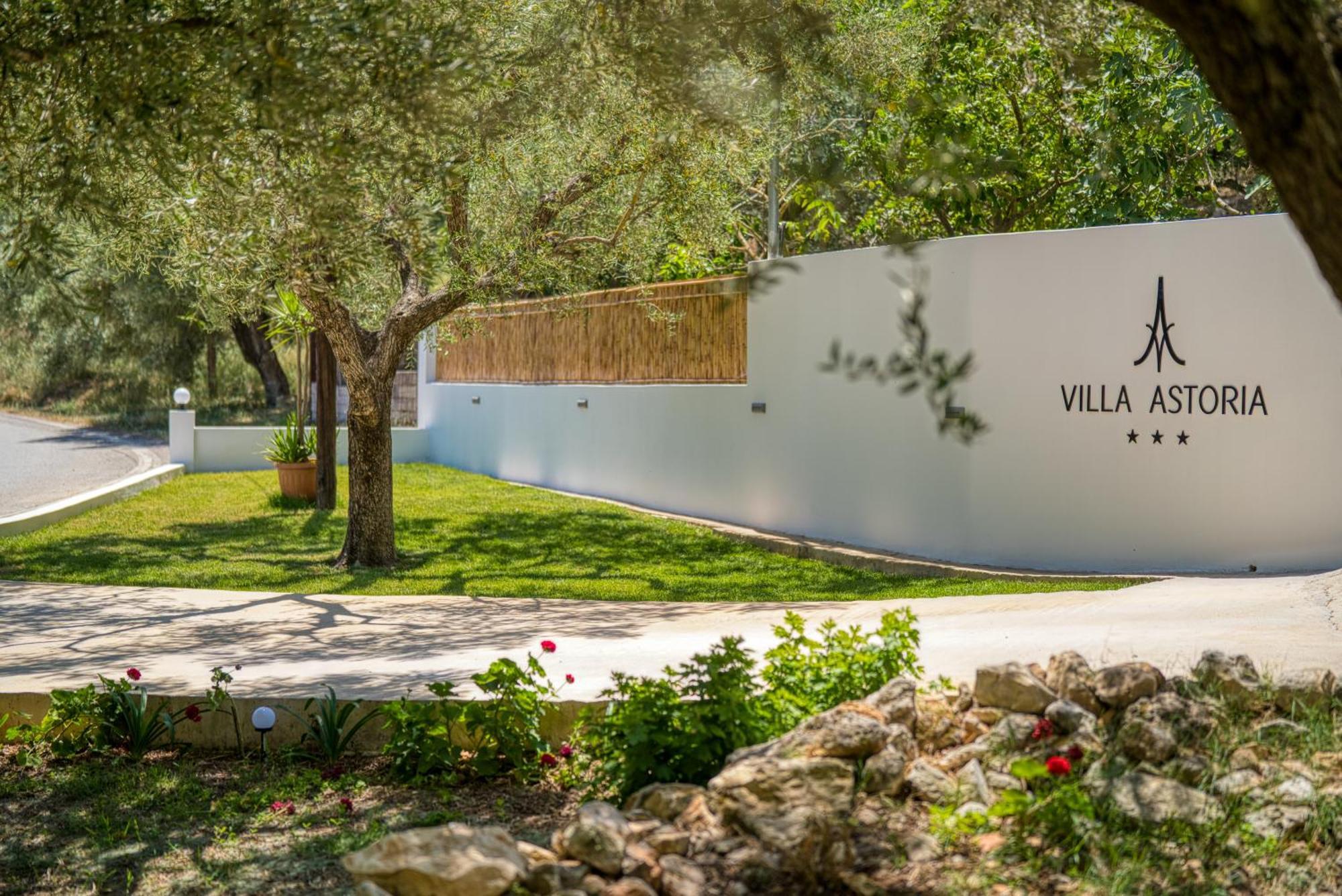 Villa Astoria Keri Luaran gambar